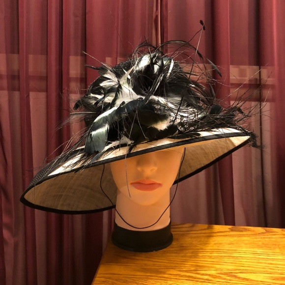 Feather Straw Hat